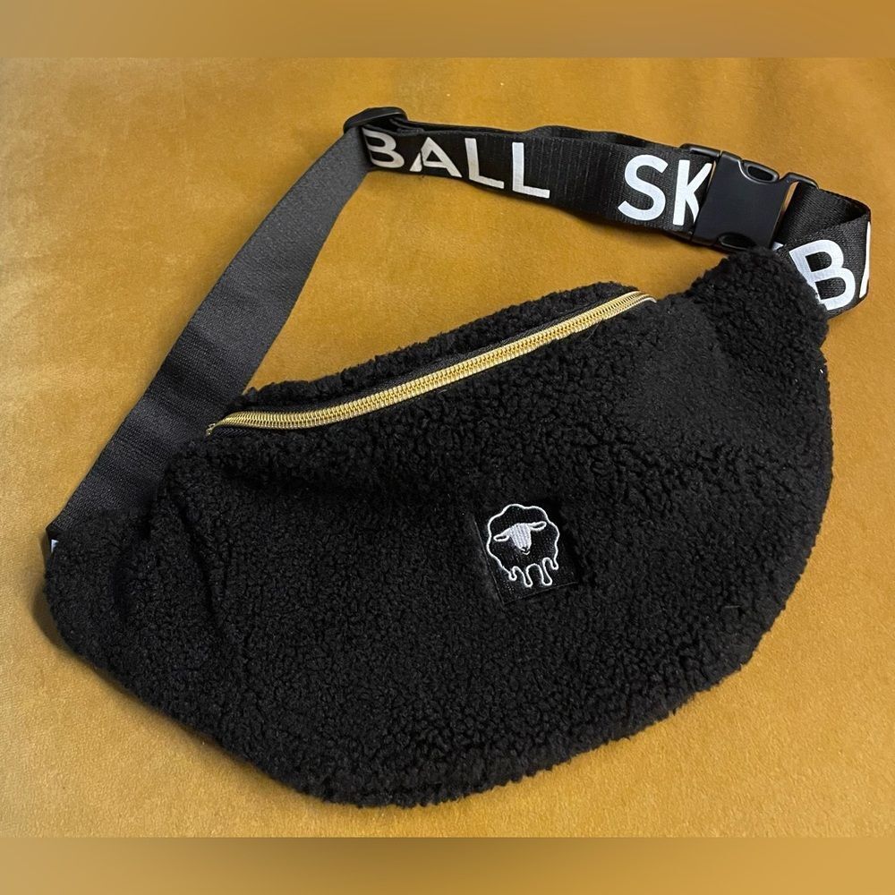 Screwball Peanut Butter Whiskey Fleece Fanny Pack
